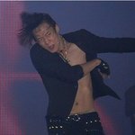 믹키유천 굴욕 사진, 나 <b>조금</b>만 웃어도 돼? ㅋㅋㅋㅋ