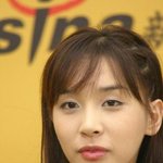 앞머리 내린 하리수 최근 직찍...이제 <b>제법</b> 여성스러운걸 ㅋㅋ