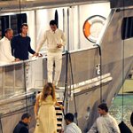 초특급화려함으로 무장한 제니퍼<b>로페스</b>의 선상파티