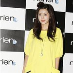 사과머리하고 <b>삐약이</b>옷 입은 박한별! 역시 인형포스