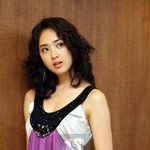 <b>여자</b> 연예인 중 6명이나 입은 이 <b>옷</b>!