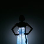 스스로 빛 나는 드레스 시판예정!