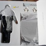 <b>생생</b>한 빨래판 복근 배용준 피규어