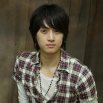 sm과 계약파기후 연기에 <b>몰입</b>중인 신인 유민호