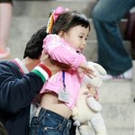 경기장 온 안정환 딸 <b>리원</b>, 정말 귀여운 모습 직찍