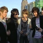 유노윤호, 이해할 수 없는 <b>표정</b>;