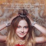 <b>라푼젤</b>? 신데렐라? 동화 속 주인공 된 다코타 패닝