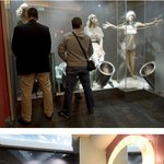 마네킹과 함께 <b>용변</b>을?? 포르투갈의 화장실