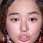 윤은혜 고화질 직찍~표정은 귀여운데-_-;;모공까지 다 <b>보이</b>넹~