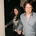 '프렌즈' <b>레이첼</b>-모니카-피비 함께 저녁식사 파파라치!!