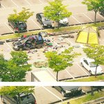 아파트 주차장.... <b>폭격</b>맞았나?;