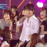 [소녀시대]<b>태연</b> "오빠 속에 뭐 입었어요?"