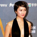 김민정 가슴노출 파격<b>의상</b>