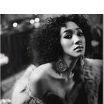 수애의 파격 변신, 흑인 느낌 <b>도발</b>적 화보