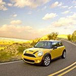 봄에 어울리는 화려한 색상의 명차들~