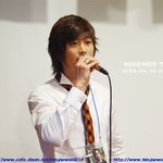 김재원 확 바뀐 헤어수탈,, 팬들과의 <b>캠프</b>에서의 모습~