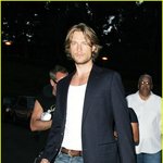 조각같은 할리 <b>베리</b>의 남친! 쳐다만 봐도 흐뭇하겠구나..