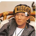 전 국민이 한번씩 <b>신어</b> 본 그 신발!!원로가수 서태지도 신었다?