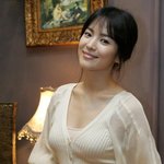 250만원 <b>짜리</b> 송혜교 백 어때요?