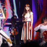 컴백한 '자우림' 김윤아, 카리스마 <b>작렬</b>! 너무 예뻐~