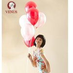 화보 속 김아중vs한예슬 다리들어주는 <b>포즈</b>도 다 다르네~