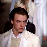 <b>프라다</b> 라이언커리