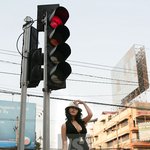 조여정, 노출<b>수위</b> 빨간불?