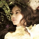 김아중 최근 봄 화보~너무 <b>인위적</b>인 눈썹은 어쩔꺼야!