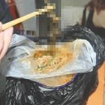 중국 <b>국수</b>에서 죽은 쥐 나왔다;;;ㄷㄷ