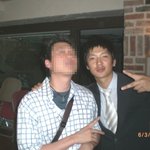 가수 팀 최근 모습, 혼자 <b>양복</b>입었어!