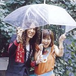 <b>슈</b>, 최근 일본에서의 모습! 옆에 남자는 누구?
