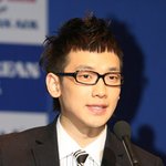 <b>la</b> 타임스 “비의 월드 투어가 실수로 얼룩졌다”