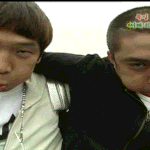 비열한 <b>둘리</b> vs 비열한 원숭이