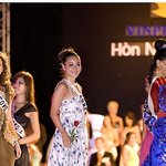 야회복 입은 '<b>미코</b>' 이지선, 자태가 아주 곱구나~