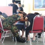 잠자려고 군대 면회왔어?
