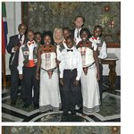 남미 소년소녀 합창단 돕는 <b>주드</b> 로