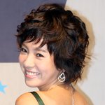 스틸라 <b>전속</b>모델 한지민~섹시한 초록드레스 입고