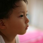 유준상-홍은희 부부 아들 <b>동우</b>! 날렵한 콧대!!잘생겼네~!