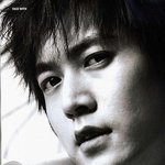 일본 <b>잡지</b> 속 조현재, 조각이구나