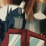 트랜스포머 영화 vs 애니메니션 vs 완구품 모습은 하늘과 땅차이...