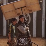 태왕사신기 <b>소품</b> 나르는 배용준! 완전 호감