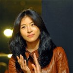 벌써 가죽 <b>자켓</b>을 입은 하지원, 날씨 개념 없어?