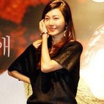 최근 <b>시사회</b>에 나타난 김하늘, 후덜덜한 각선미!!