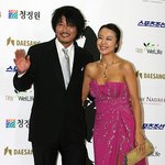 전도연과 모델 한혜진 같은 <b>의상</b>인데 확실히 <b>다른</b> 느낌!!