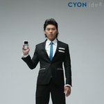 <b>현빈</b>과 장우혁.. 상가집 가시나봐요~