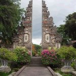 일상에 지친 당신을 기다리는 곳.. 발리 누사두아 비치 리조트!