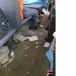 중국<b>열차</b> 내부...이정도면 쓰레기장이라고 해도 될듯;