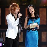 km런칭쇼, <b>mc</b> 송지효~~ 다리 각선미가!!