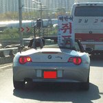 <b>쥐포</b> 파는 아저씨 차는 bmw 오픈카?
