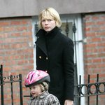 히스 레저 옆 얼굴과 붕어빵인 딸 마틸다 로즈와 엄마!